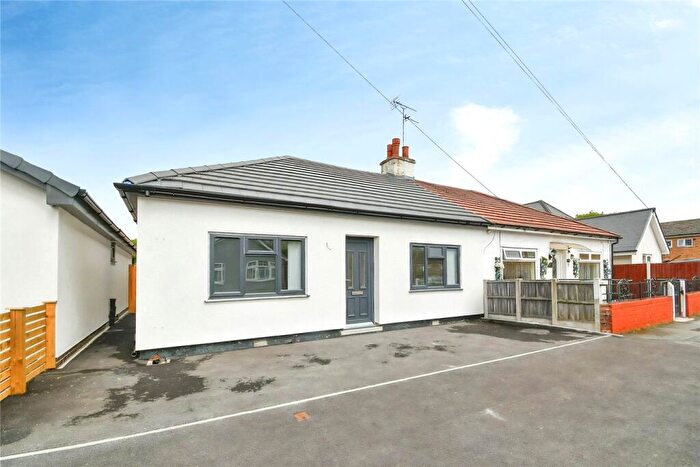 2 Bedroom Bungalow For Sale In Hopfield Road, Moreton, Wirral, CH46