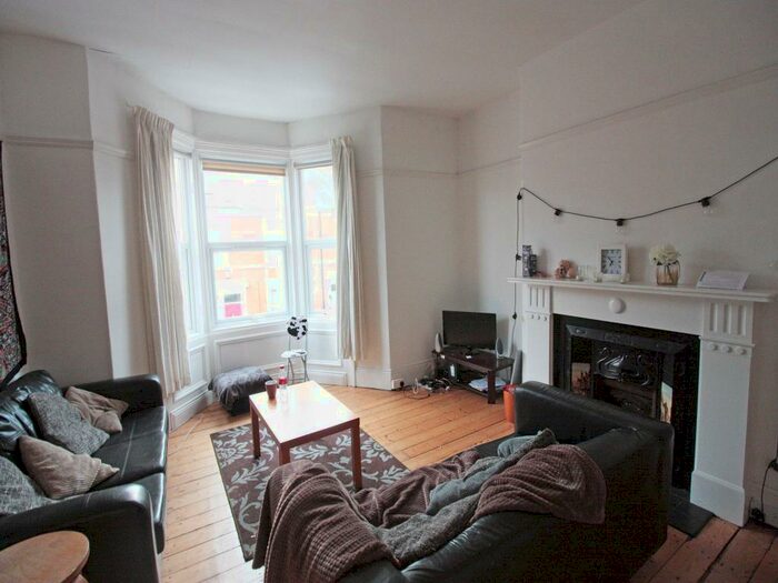 5 Bedroom Property To Rent In Bayswater Road, Newcastle Upon Tyne, NE2