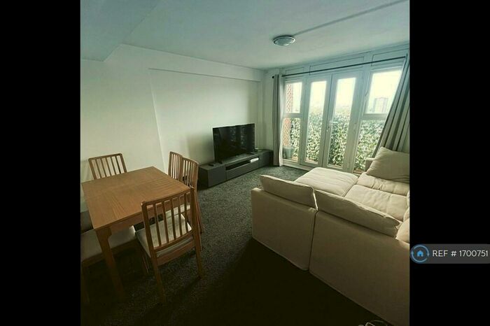 2 Bedroom Flat To Rent In Paragon Road, London, E9
