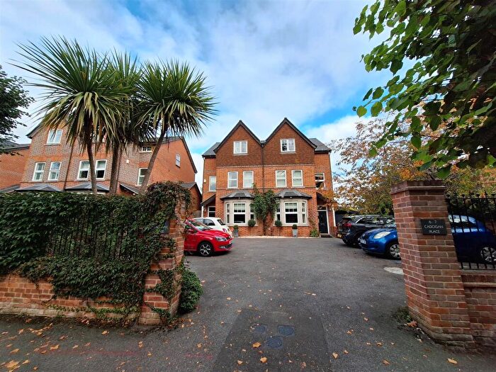 2 Bedroom Flat To Rent In Cadogan Place, RG4