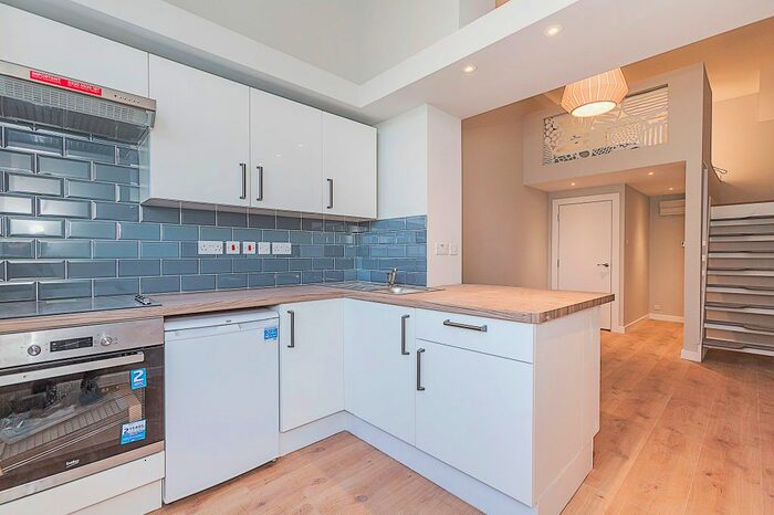 Studio To Rent In Fitzjohns Avenue, London, NW3