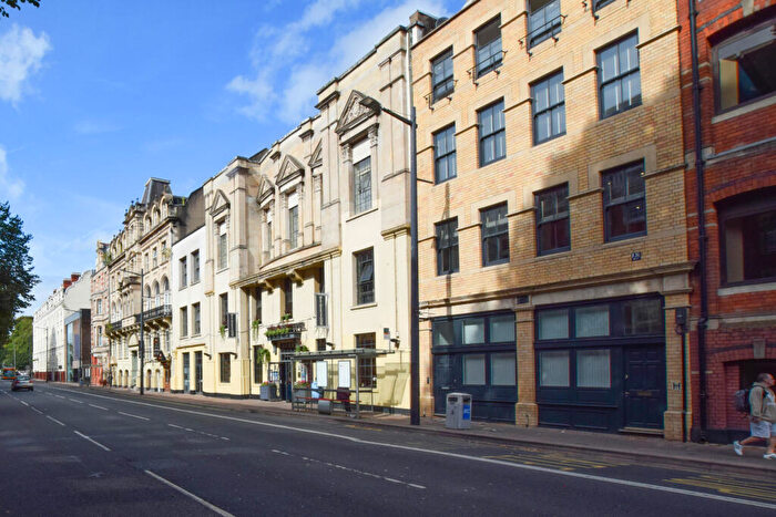 2 Bedroom Apartment To Rent In Flat, Westgate Street, CF10