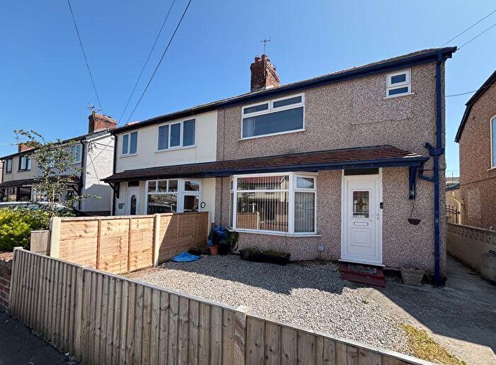 3 Bedroom Semi-Detached House For Sale In Clwyd Avenue, Abergele, LL22