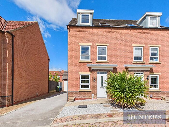 3 Bedroom Semi-Detached House For Sale In Dairy Lane, Cayton, Scarborough, YO11