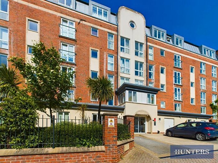 1 Bedroom Flat For Sale In North Marine Road, Scarborough, YO12