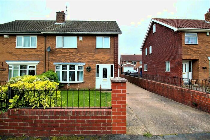 3 Bedroom Semi-Detached House For Sale In Cypress Grove, Conisbrough, DN12