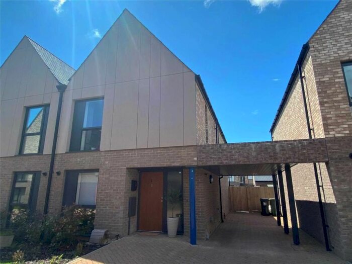 4 Bedroom Semi-Detached House To Rent In Genovesa Way, Eastbourne, BN23