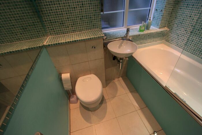 2 Bedroom Flat To Rent In Leigham Court Road, Streatham, SW16