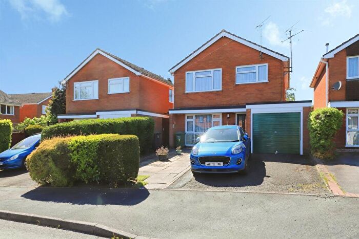 3 Bedroom Semi Detached House For Sale In Harriers Green, Kidderminster, DY10