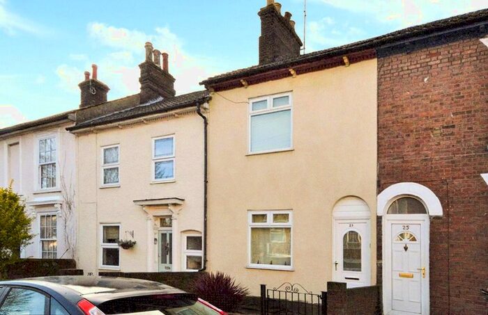 2 Bedroom Terraced House To Rent In Victoria Street, Dunstable, Bedfordshire LU6