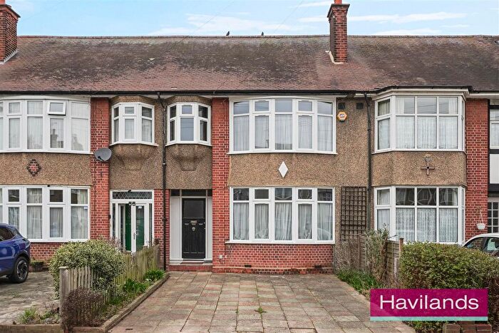 3 Bedroom Terraced House For Sale In Ladysmith Road, Enfield, EN1