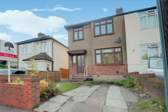 3 Bedroom Semi-Detached House To Rent In Swallow Street, Iver, SL0