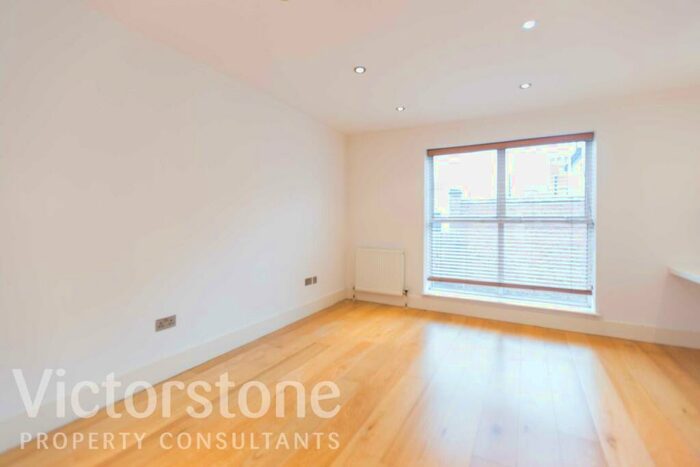 1 Bedroom Apartment To Rent In Holloway Road, Islington, London, N7