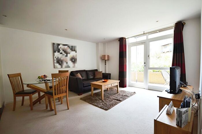 1 Bedroom Flat To Rent In Homerton Street, Cambridge, CB2