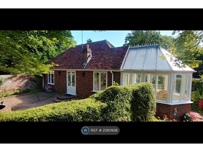 1 Bedroom Bungalow To Rent In Ford Manor Road, Dormansland, Lingfield, RH7