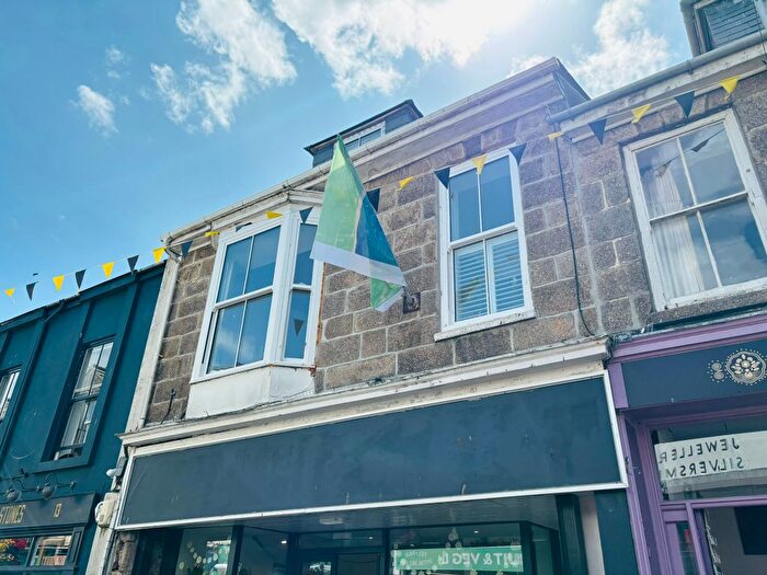1 Bedroom Flat To Rent In Causewayhead, Penzance, TR18