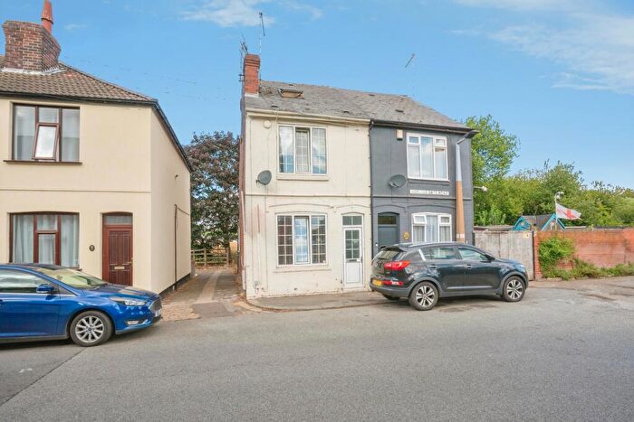 3 Bedroom Semi Detached House For Sale In Gosling Gate Road, Goldthorpe, Rotherham, Barnsley, S63