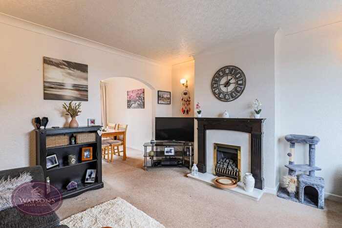 3 Bedroom Semi-detached House For Sale In Grange View, Eastwood, Nottingham, NG16
