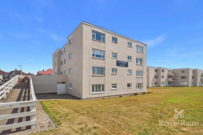 1 Bedroom Apartment For Sale In Queens Promenade, Thornton-Cleveleys, Lancashire, FY5