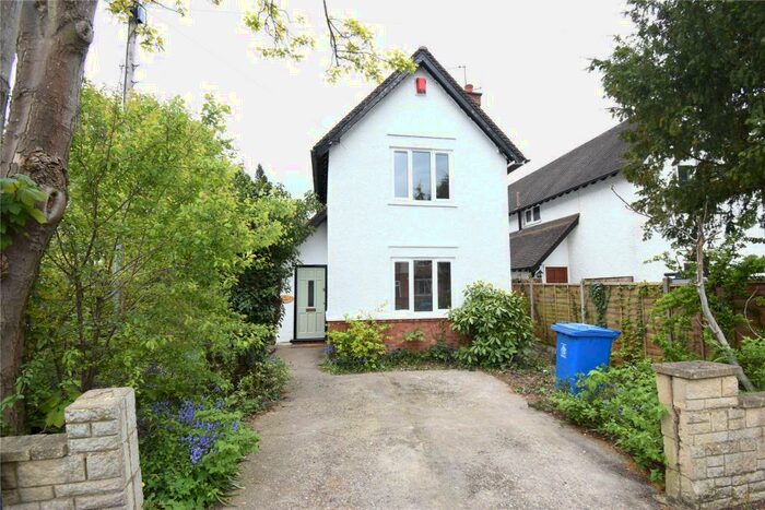 3 Bedroom Detached House To Rent In Florence Avenue, Maidenhead, Berkshire, SL6