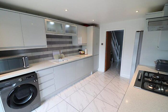 3 Bedroom Terraced House For Sale In Southwark Close, Stevenage, Hertfordshire, SG1