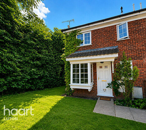 1 Bedroom End Of Terrace House For Sale In Milverton Green, Luton, LU3
