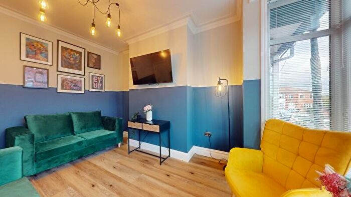 5 Bedroom Terraced House To Rent In Broomfield Road, Headingley, Leeds, LS6