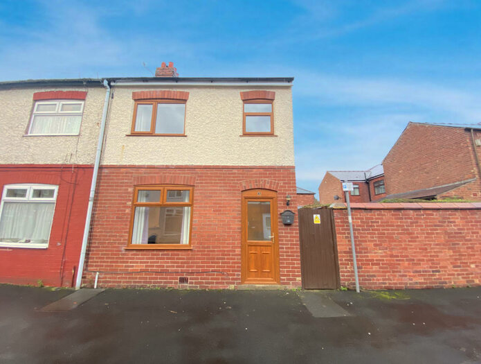 3 Bedroom Semi-Detached House To Rent In Briggs Road, Ashton-On-Ribble, PR2