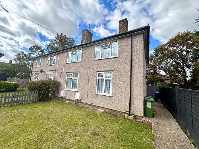 1 Bedroom Maisonette To Rent In Davington Road, Dagenham, RM8