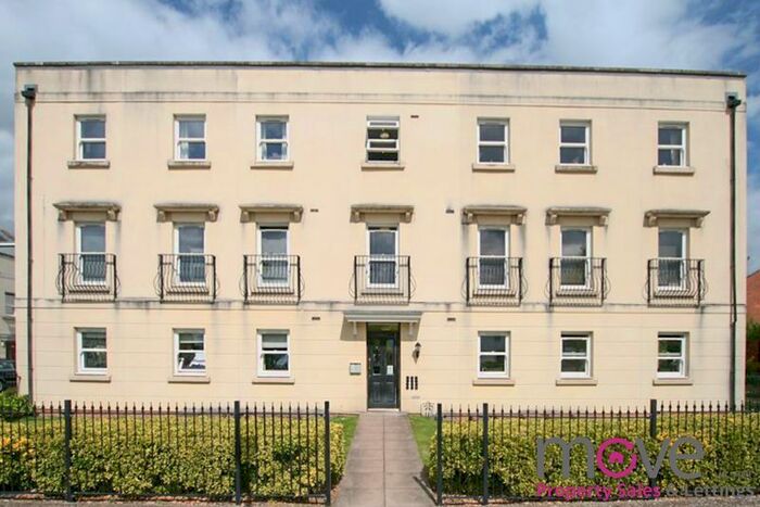 2 Bedroom Flat To Rent In Redmarley Road, Cheltenham, GL52