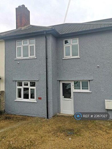 5 Bedroom Terraced House To Rent In Hall Road, Chadwell Heath, Romford, RM6