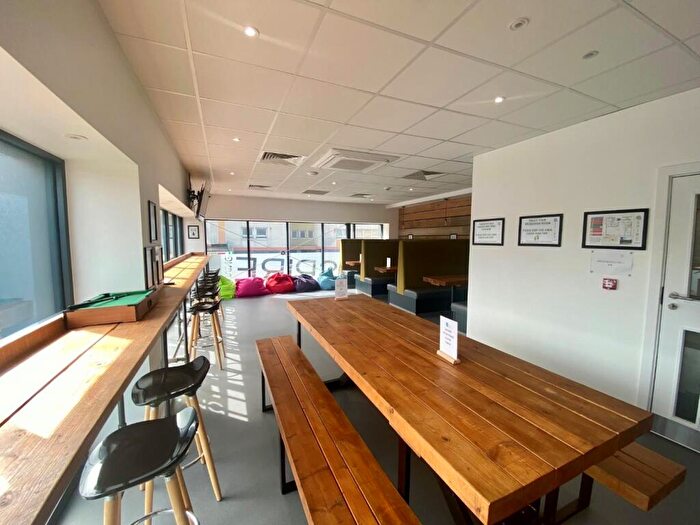 2 Bedroom Flat To Rent In Aspire House - Demi Corner Apartments, PL1