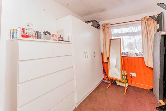 2 Bedroom Semi-Detached House For Sale In Blackfriars, Rushden, NN10