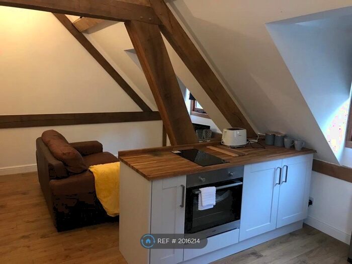 Studio To Rent In Kenilworth Rd, Coventry, CV3