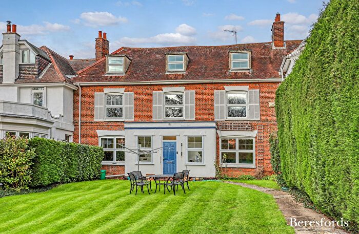 5 Bedroom Terraced House For Sale In Goldsmiths, South Hill, SS16