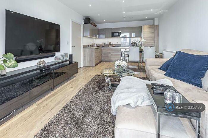 2 Bedroom Flat To Rent In Katie Court, London, E16