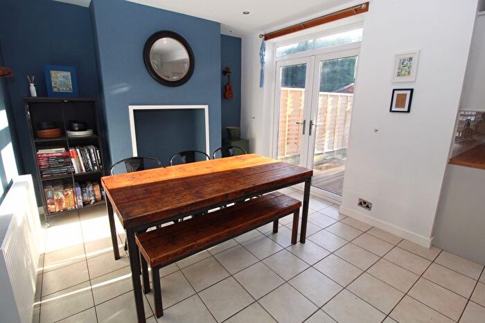 3 Bedroom End Of Terrace House For Sale In Bridgewater Road, Altrincham, WA14