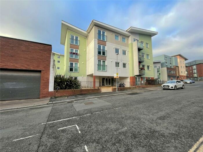1 Bedroom Apartment To Rent In Verney Street, Exeter, Devon, EX1