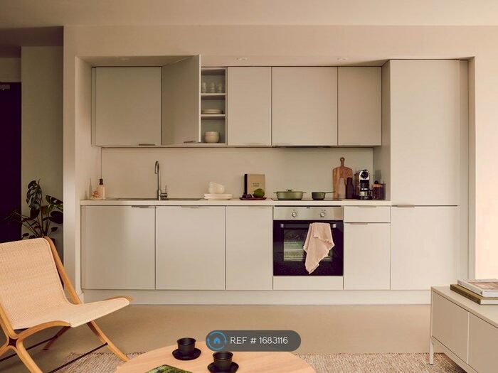 2 Bedroom Flat To Rent In Roco, Liverpool, L2