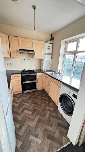 2 Bedroom Flat To Rent In Great Cambridge Road, London, N18