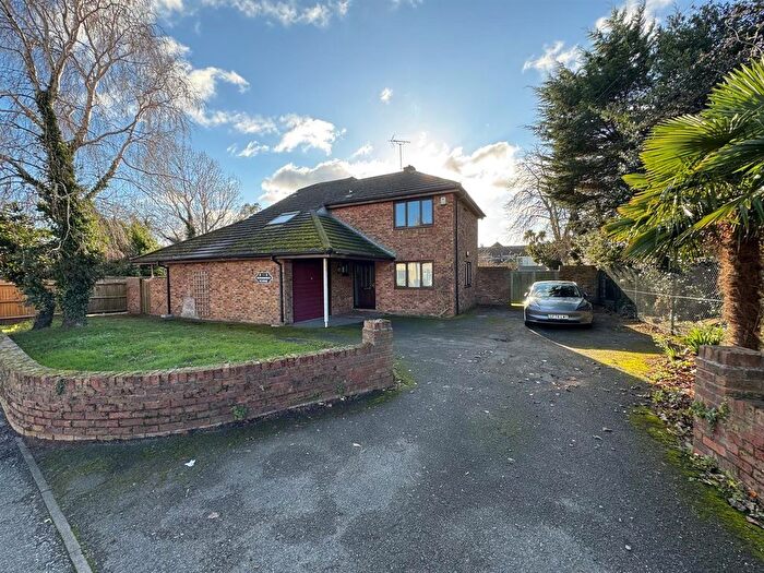 4 Bedroom Detached House To Rent In The Vicarage, North Road, Queenborough, Isle Of Sheppey, Kent, ME11