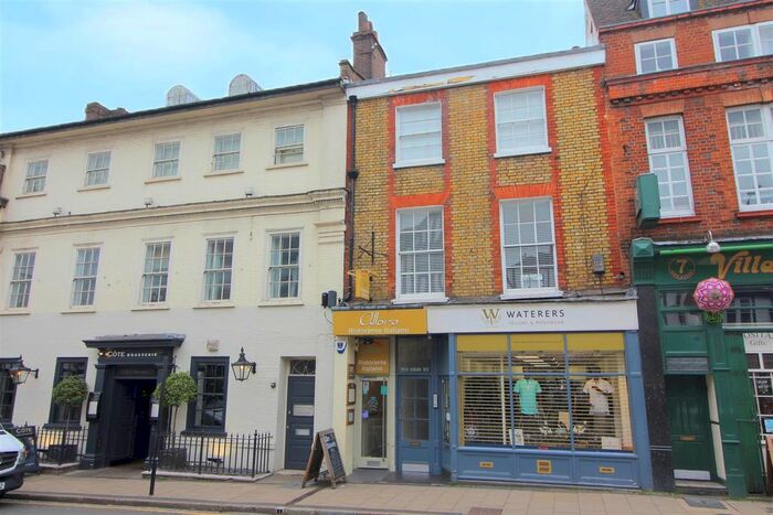 Studio To Rent In High Street, St.Albans, AL3