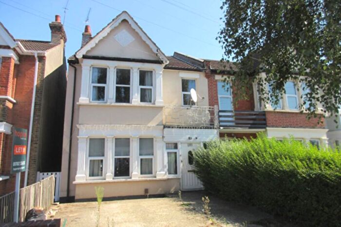 3 Bedroom House For Sale In Bellevue Road, Southend On Sea, SS2