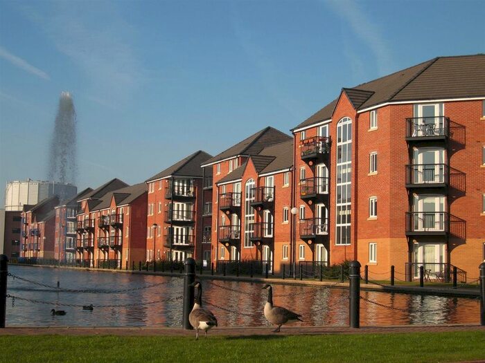 2 Bedroom Flat To Rent In Ellerman Road, Liverpool, L3