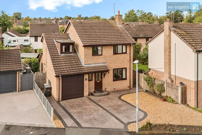 4 Bedroom Detached House For Sale In Penlington Court, Nantwich, Cheshire, CW5