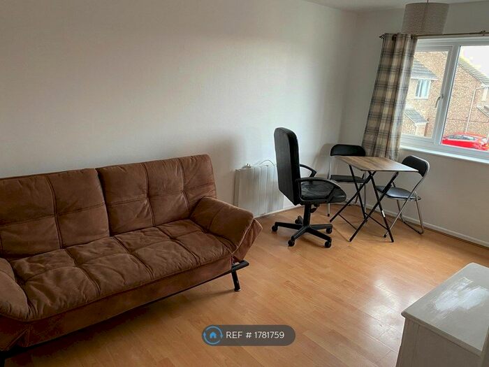 1 Bedroom Flat To Rent In Wivenhoe, Colchester, CO7