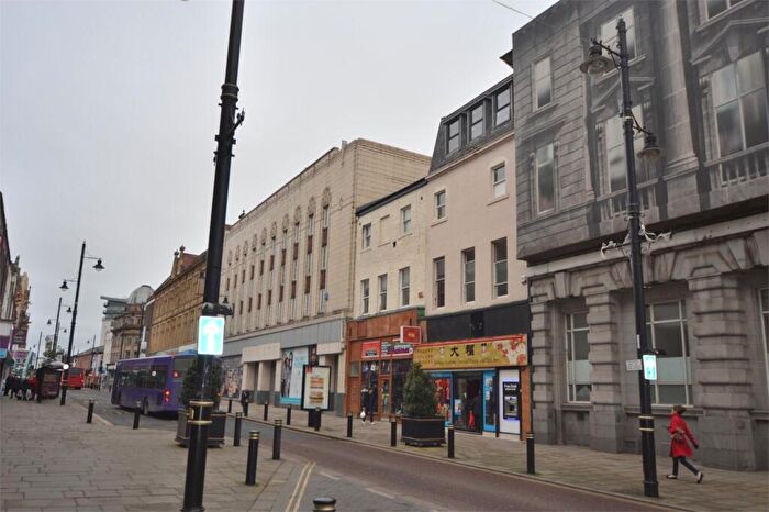 3 Bedroom Apartment To Rent In Fawcett Street, City Centre, Sunderland, SR1