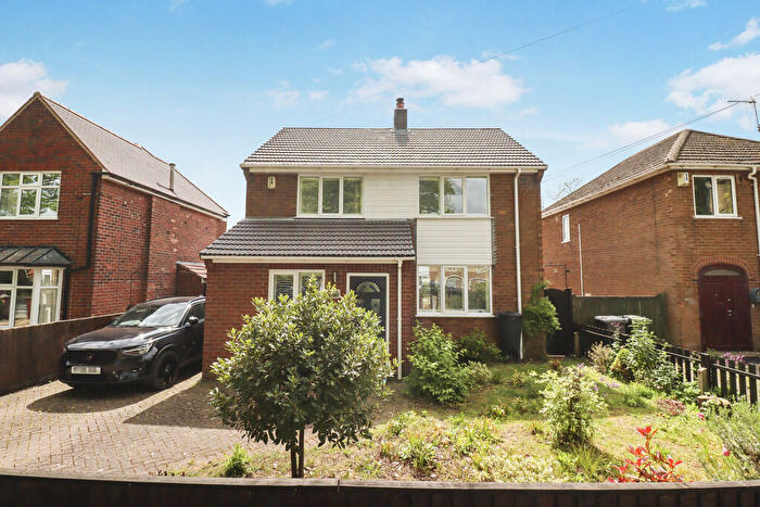 3 Bedroom Detached House For Sale In Longdales Road, Lincoln, LN2
