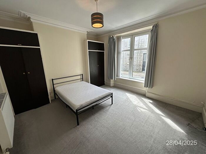1 Bedroom Flat To Rent In Howburn Place, Ground Floor Right, Aberdeen, AB11