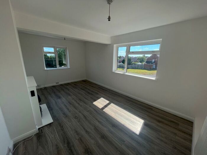 2 Bedroom Flat To Rent In Walter Nash Road East, Kidderminster, DY11